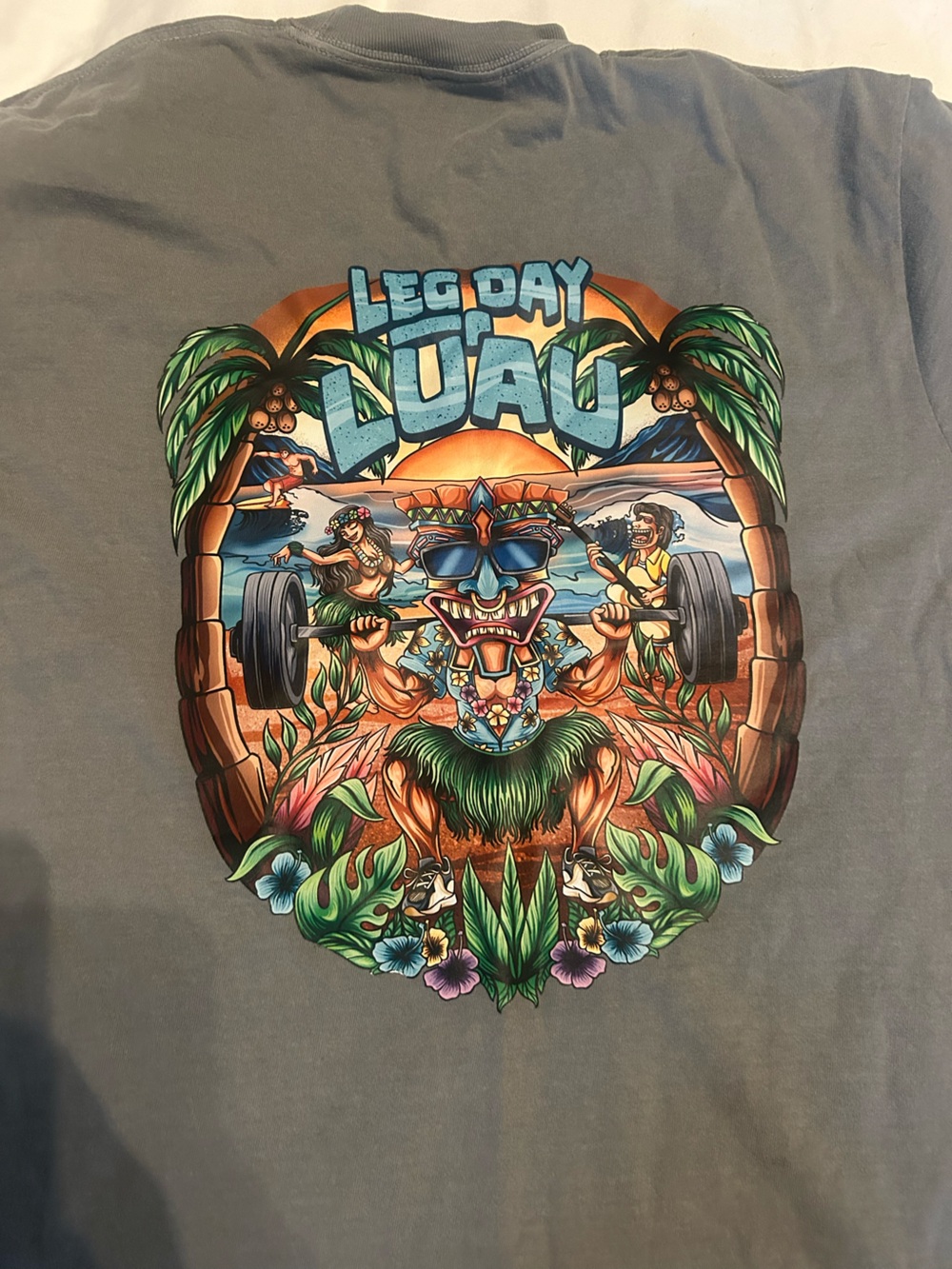 Leg Day Luau Graphic Tee - Gray